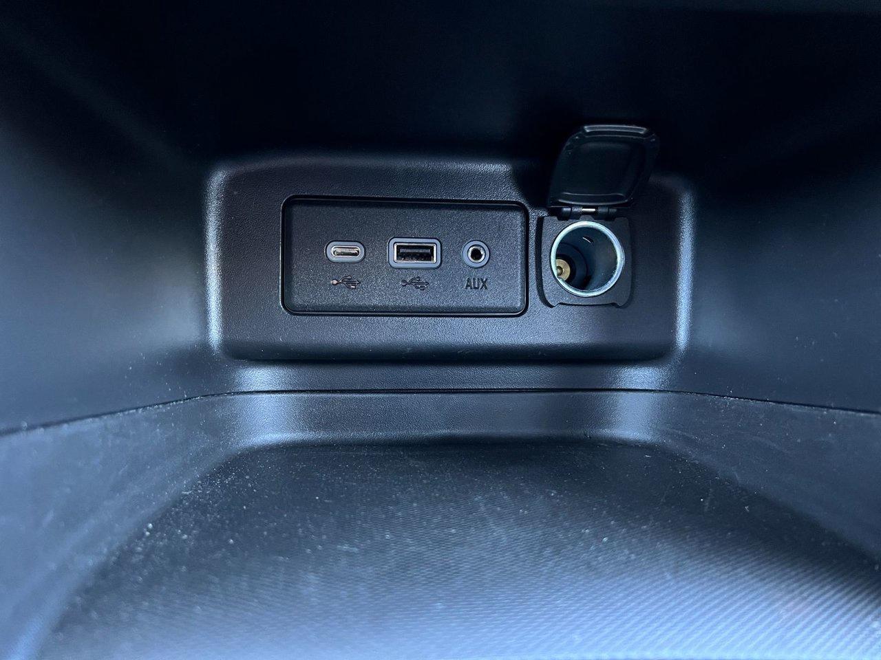 2023 Chevrolet Equinox AWD 4dr RS Photo