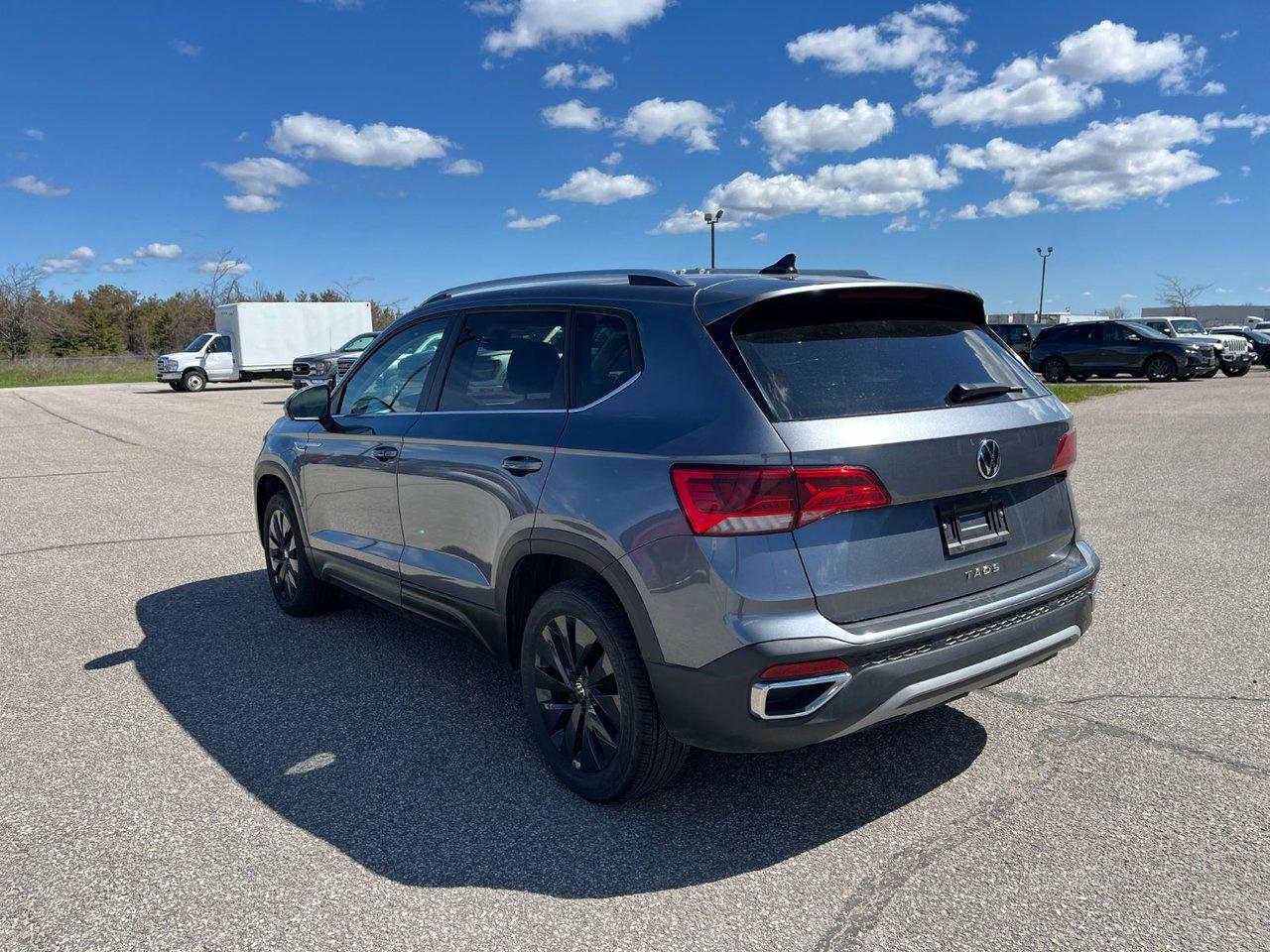 2024 Volkswagen Taos Comfortline FWD Photo
