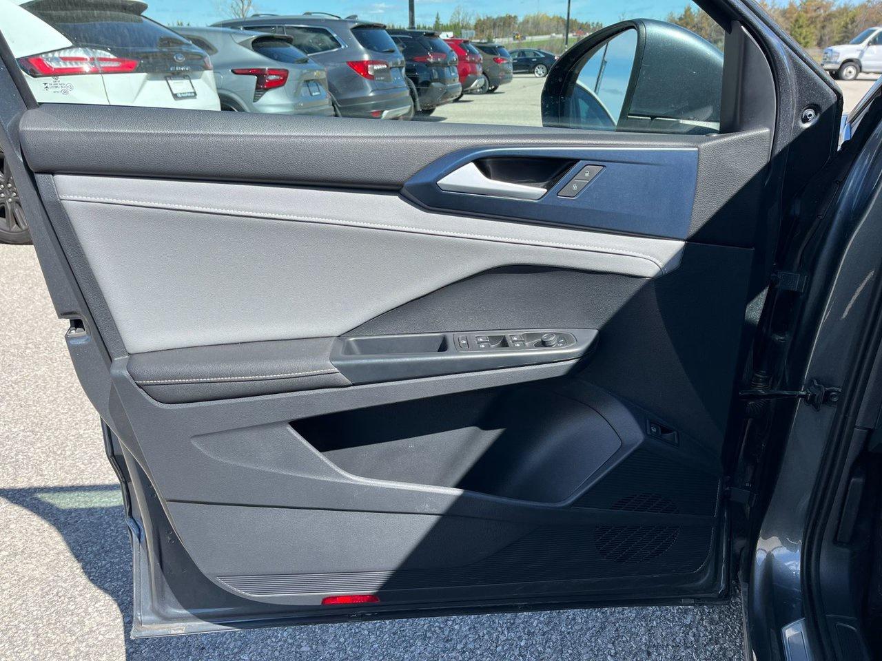 2024 Volkswagen Taos Comfortline FWD Photo
