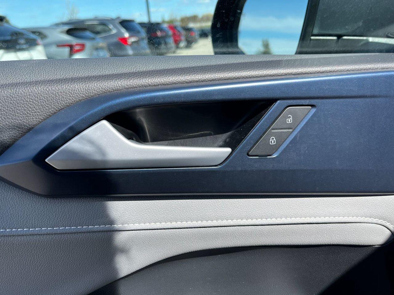 2024 Volkswagen Taos Comfortline FWD Photo