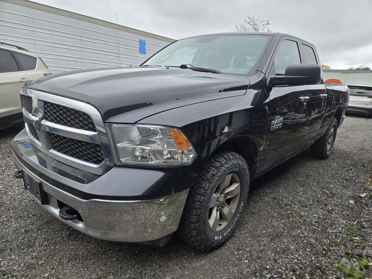 2016 RAM 1500 SLT