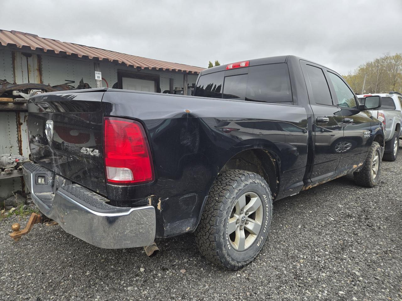2016 RAM 1500 SLT Photo