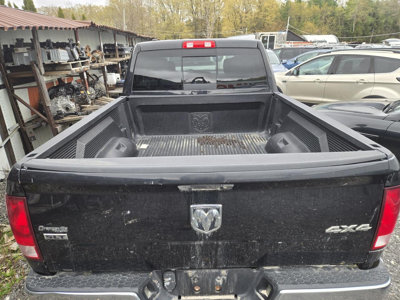 2016 RAM 1500 SLT - Photo #6