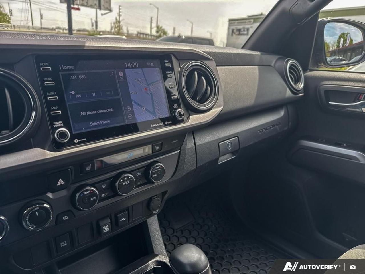 2023 Toyota Tacoma TRD SPORT PKG / NAV / 4X4 / PWR SEAT / HTD SEATS Photo