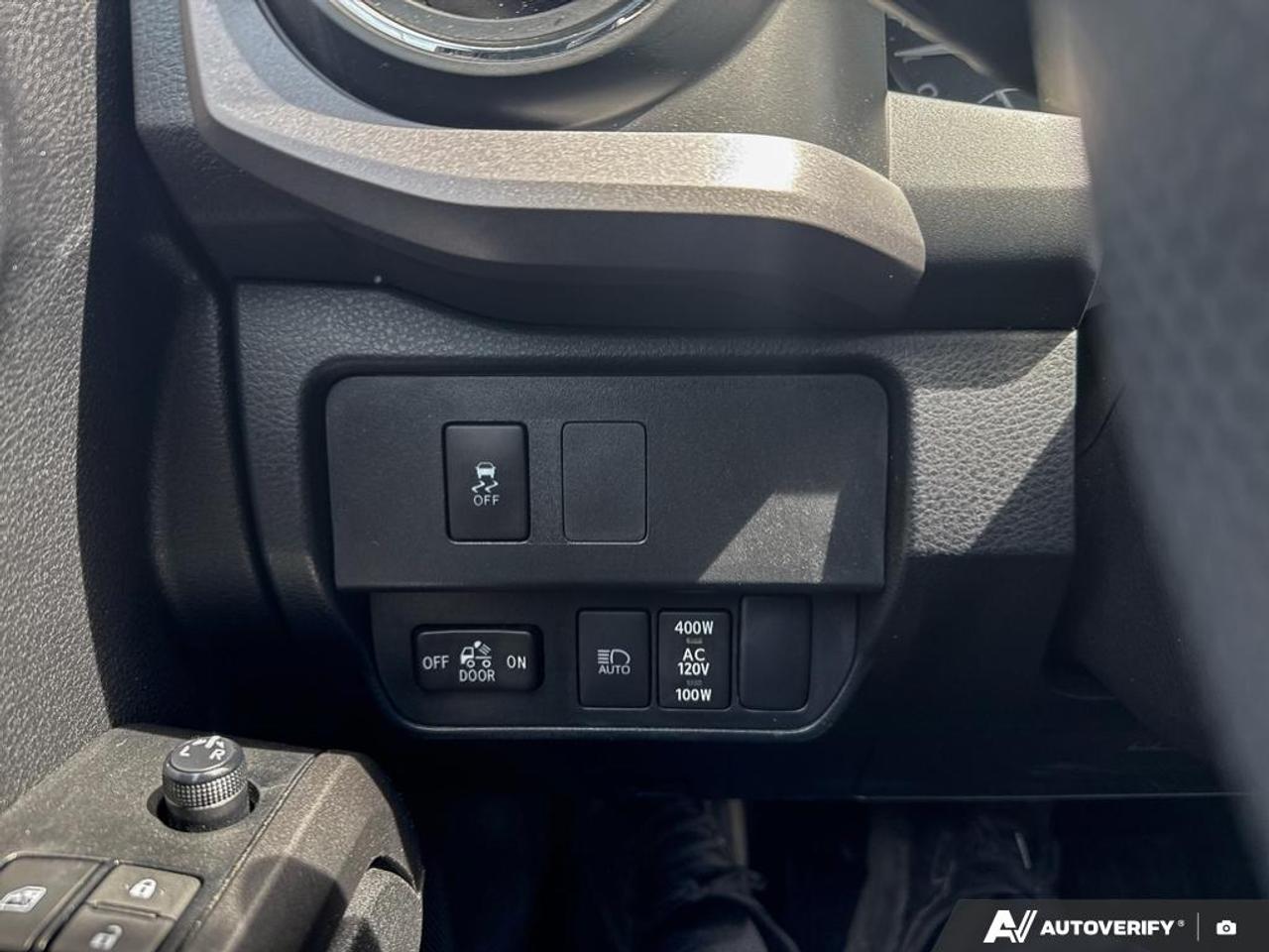 2023 Toyota Tacoma TRD SPORT PKG / NAV / 4X4 / PWR SEAT / HTD SEATS Photo