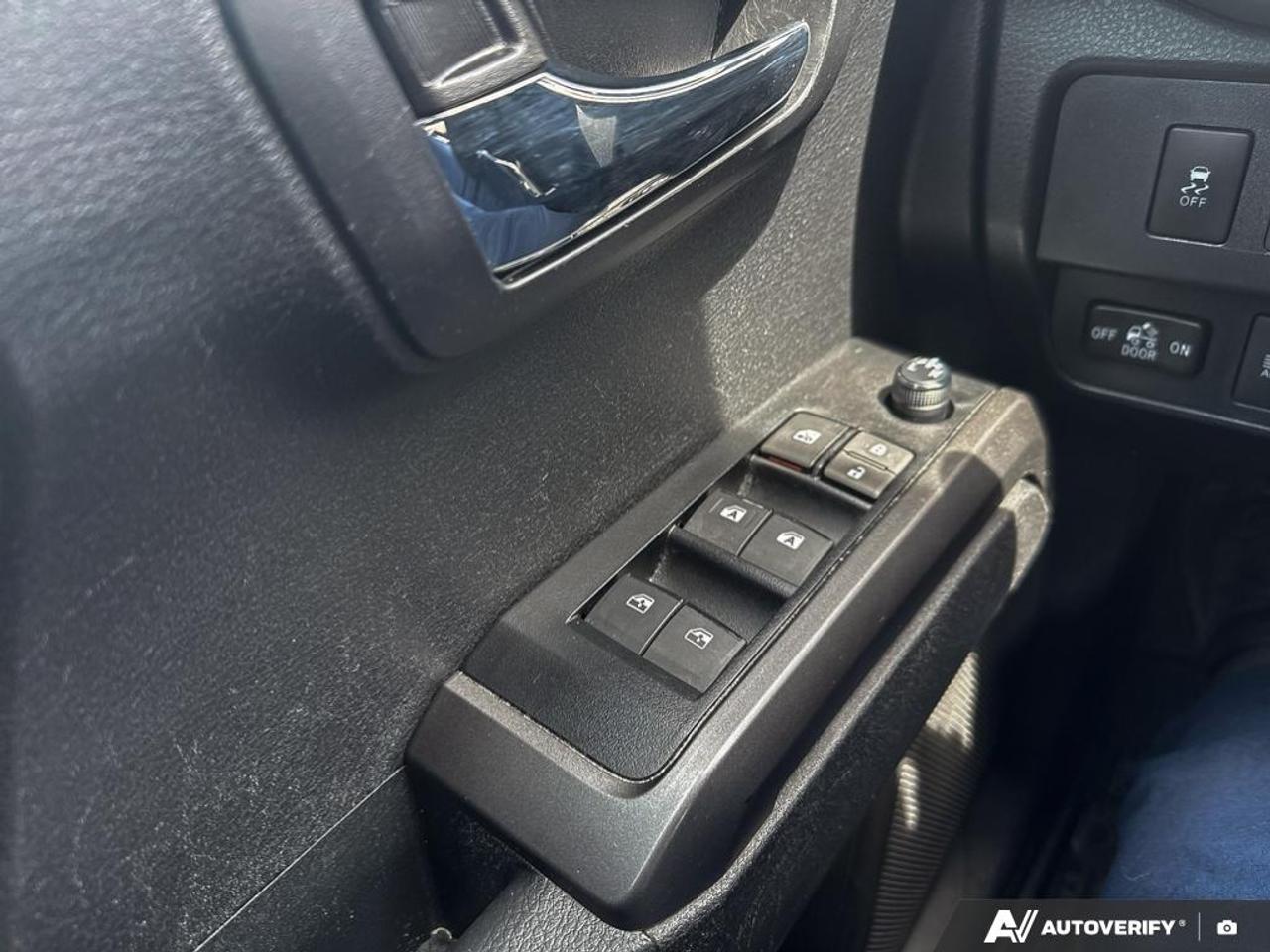 2023 Toyota Tacoma TRD SPORT PKG / NAV / 4X4 / PWR SEAT / HTD SEATS Photo