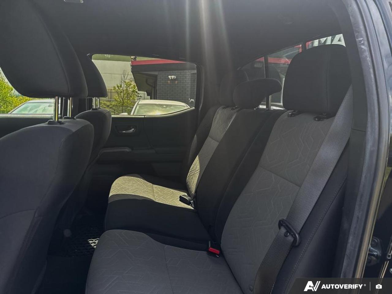 2023 Toyota Tacoma TRD SPORT PKG / NAV / 4X4 / PWR SEAT / HTD SEATS Photo