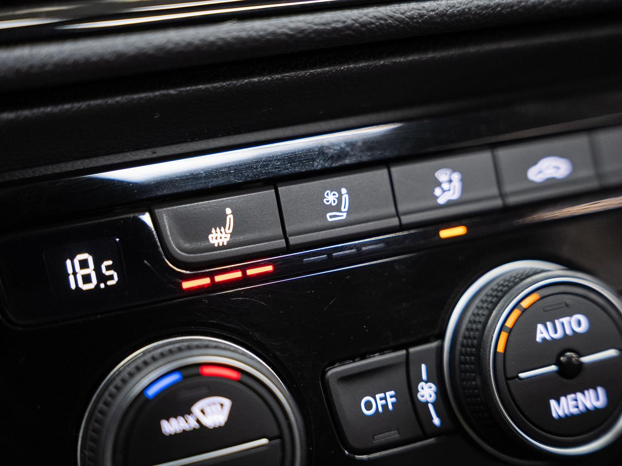 2022 Volkswagen Taos HIGHLINE AWD | Nav | Leather | Panoroof | CarPlay Photo