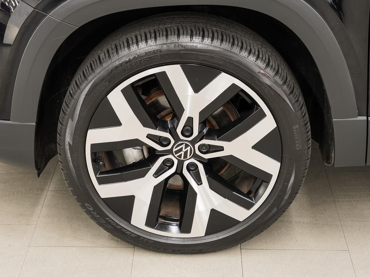 2022 Volkswagen Taos HIGHLINE AWD | Nav | Leather | Panoroof | CarPlay Photo