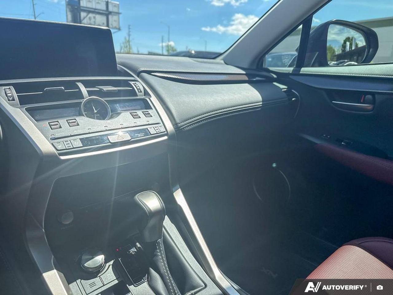 2021 Lexus NX NX300 / NO ACCIDENTS / LEATHER / ROOF / AWD Photo