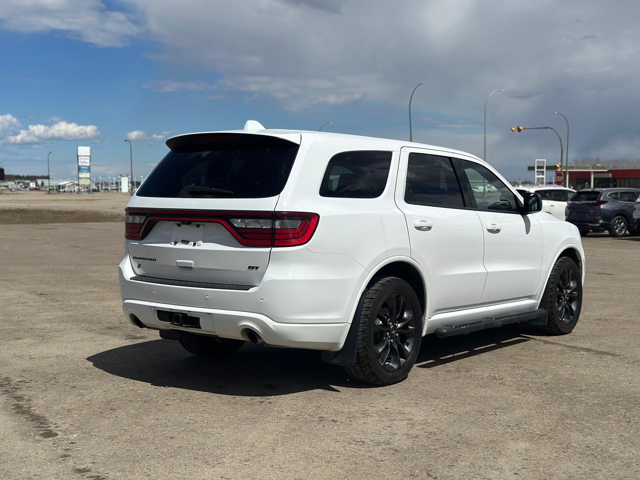 2021 Dodge Durango GT Photo4