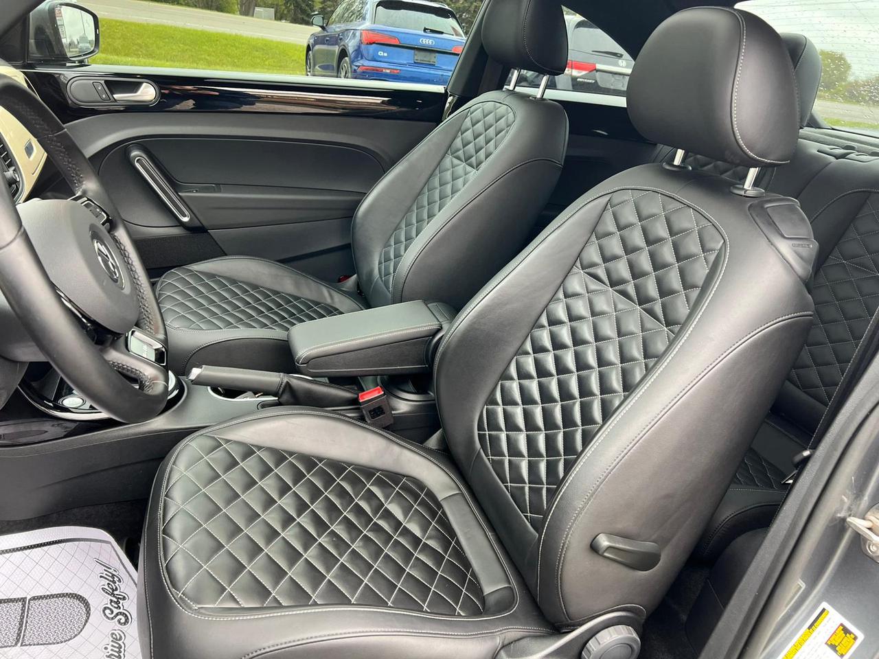 2019 Volkswagen Beetle Wolfsburg Edition Auto CERTIFIED Photo