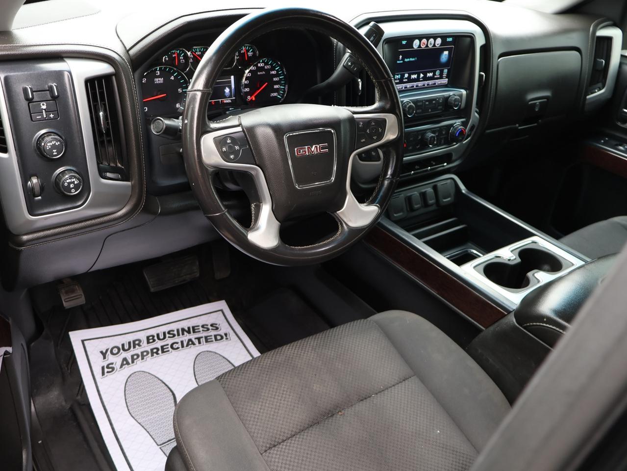 2018 GMC Sierra 1500 V8 SLE-Z71 CREW 4WD CERTIFIED *34 GMC SERVICE* CAMERA BLUETOOTH HEATED SEATS CRUISE ALLOYS Photo