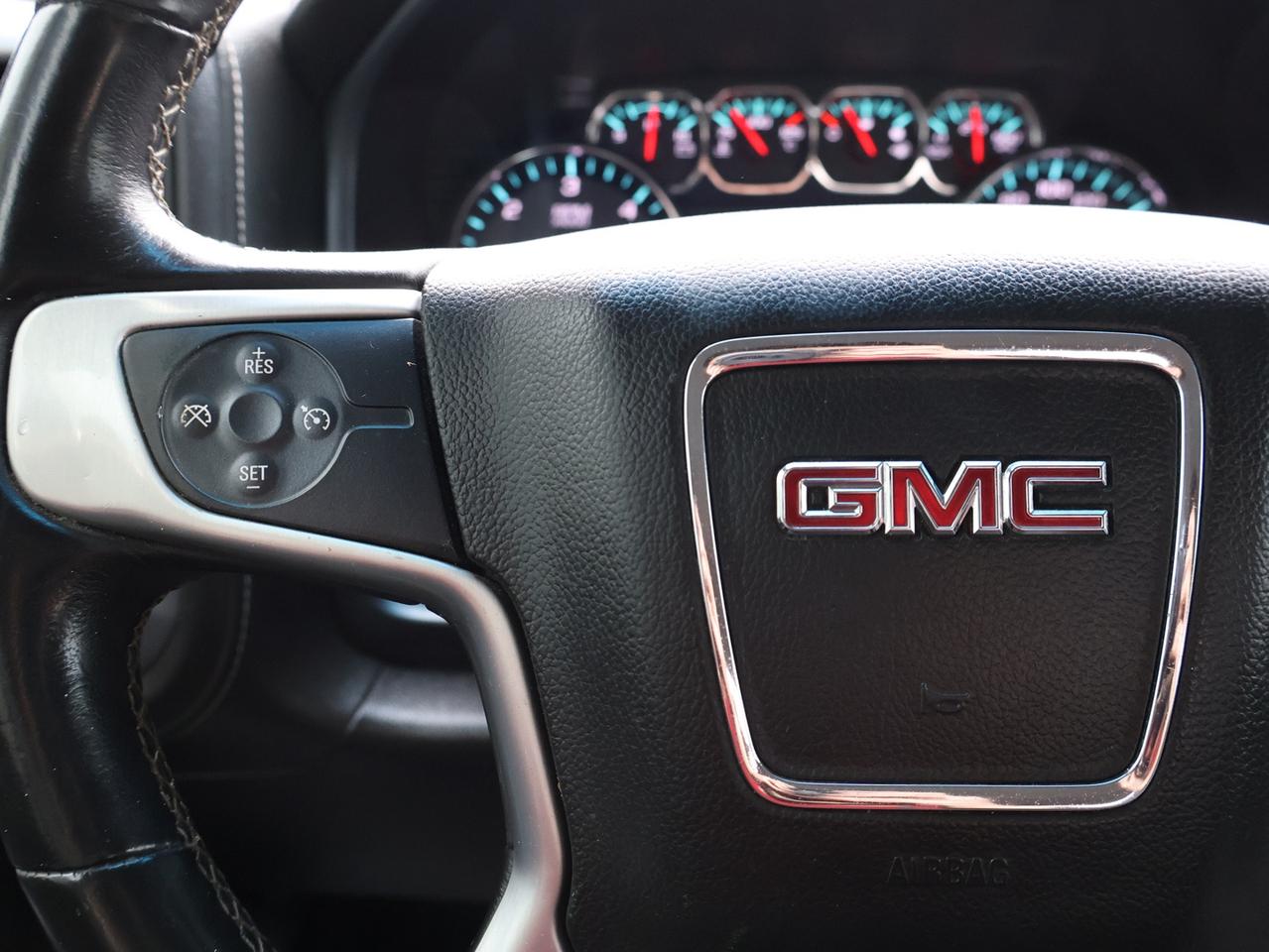 2018 GMC Sierra 1500 V8 SLE-Z71 CREW 4WD CERTIFIED *34 GMC SERVICE* CAMERA BLUETOOTH HEATED SEATS CRUISE ALLOYS Photo