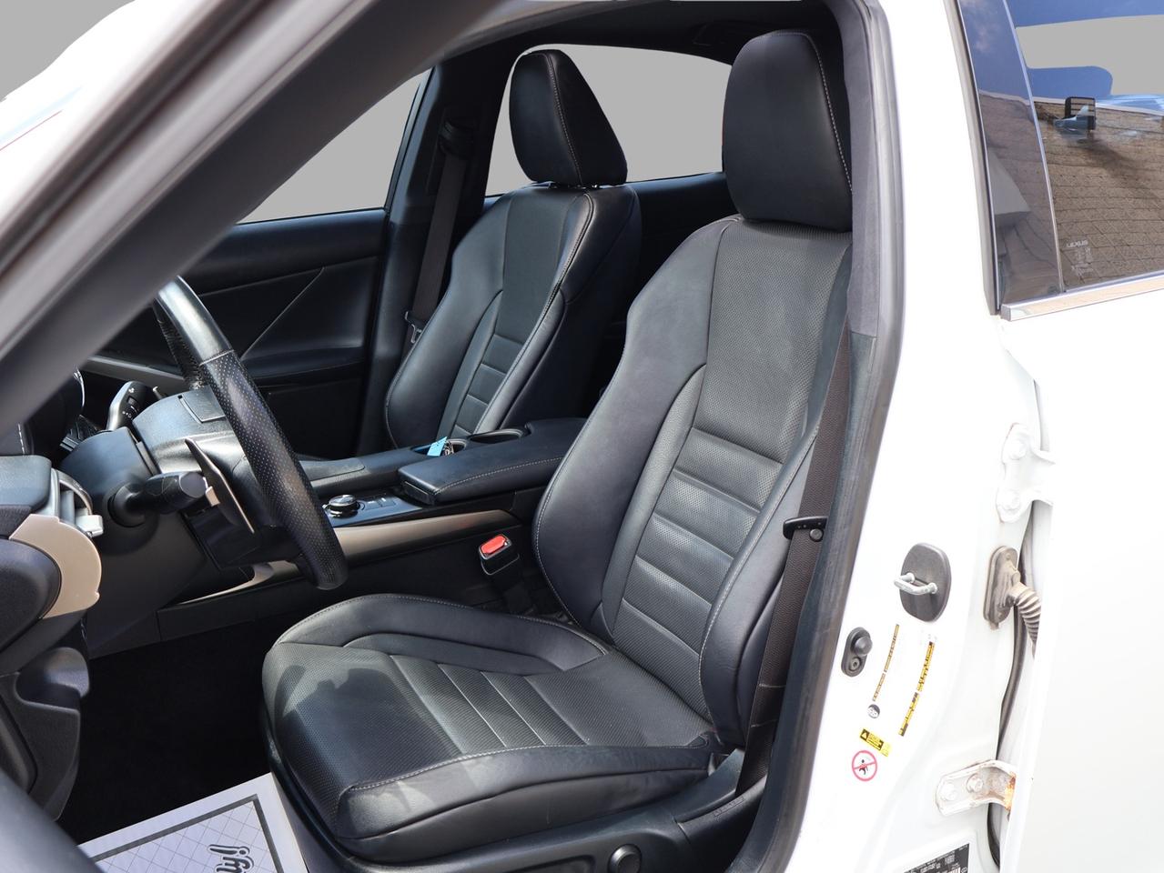 2014 Lexus IS 250 AWD CERTIFIED *LEXUS MAINTAIN* CAMERA NAV BLUETOOTH LEATHER HEATED SEATS SUNROOF CRUISE ALLOYS Photo
