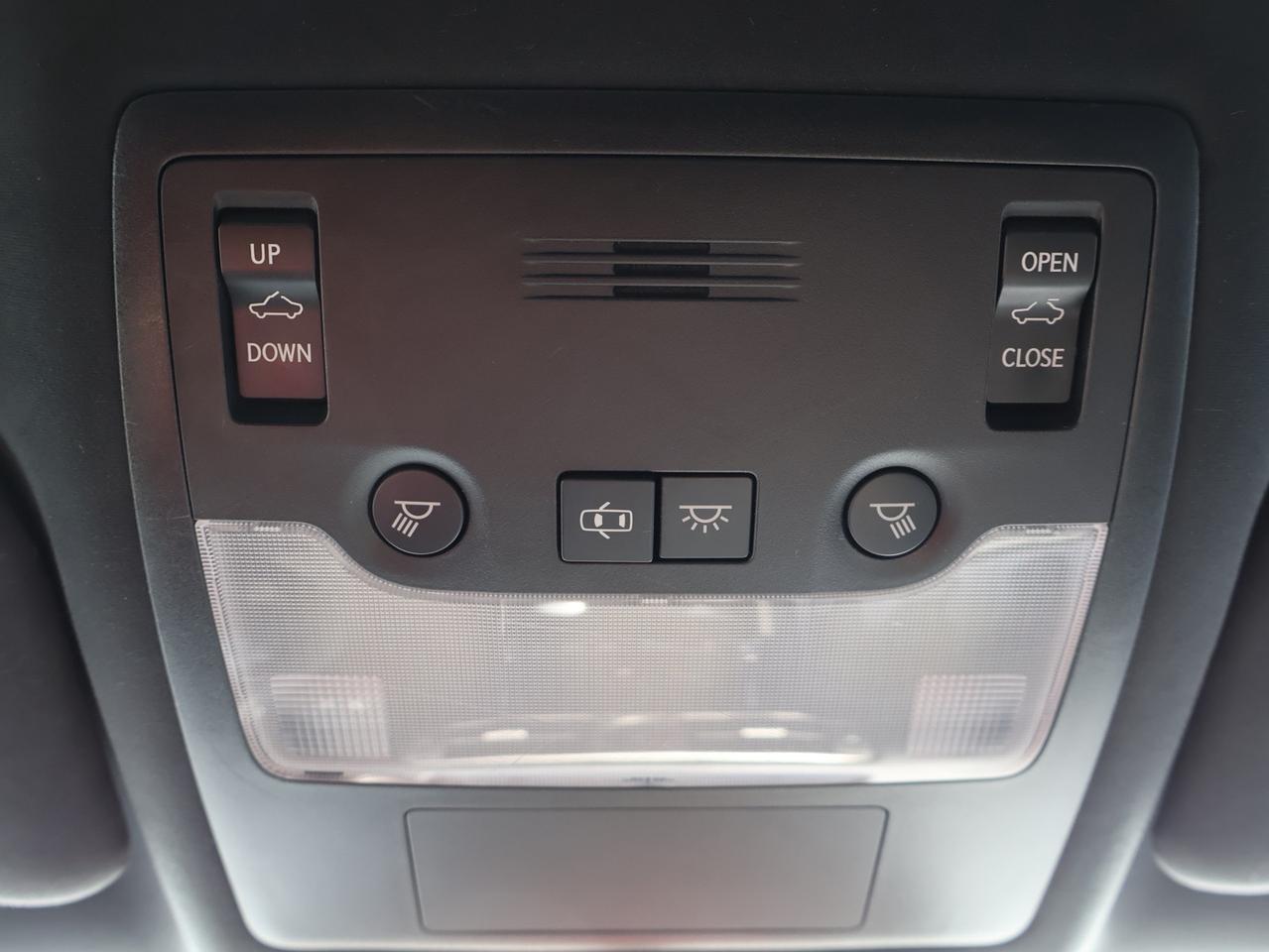 2014 Lexus IS 250 AWD CERTIFIED *LEXUS MAINTAIN* CAMERA NAV BLUETOOTH LEATHER HEATED SEATS SUNROOF CRUISE ALLOYS Photo