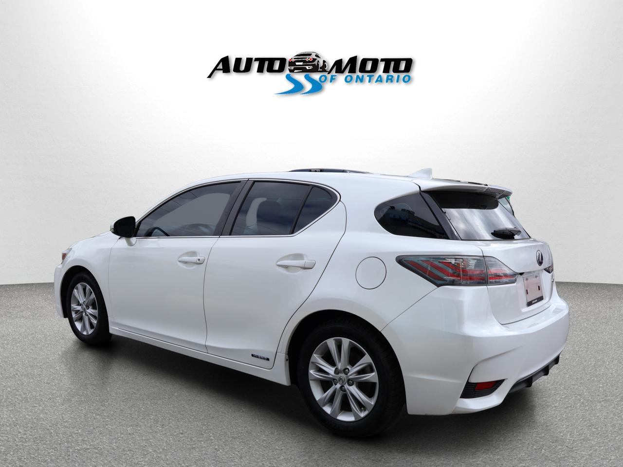 2017 Lexus CT 200h PREMIUM CERTIFIED *2nd WINTER* CAMERA BLUETOOTH LEATHER HEATED SEATS CRUISE ALLOYS Photo3