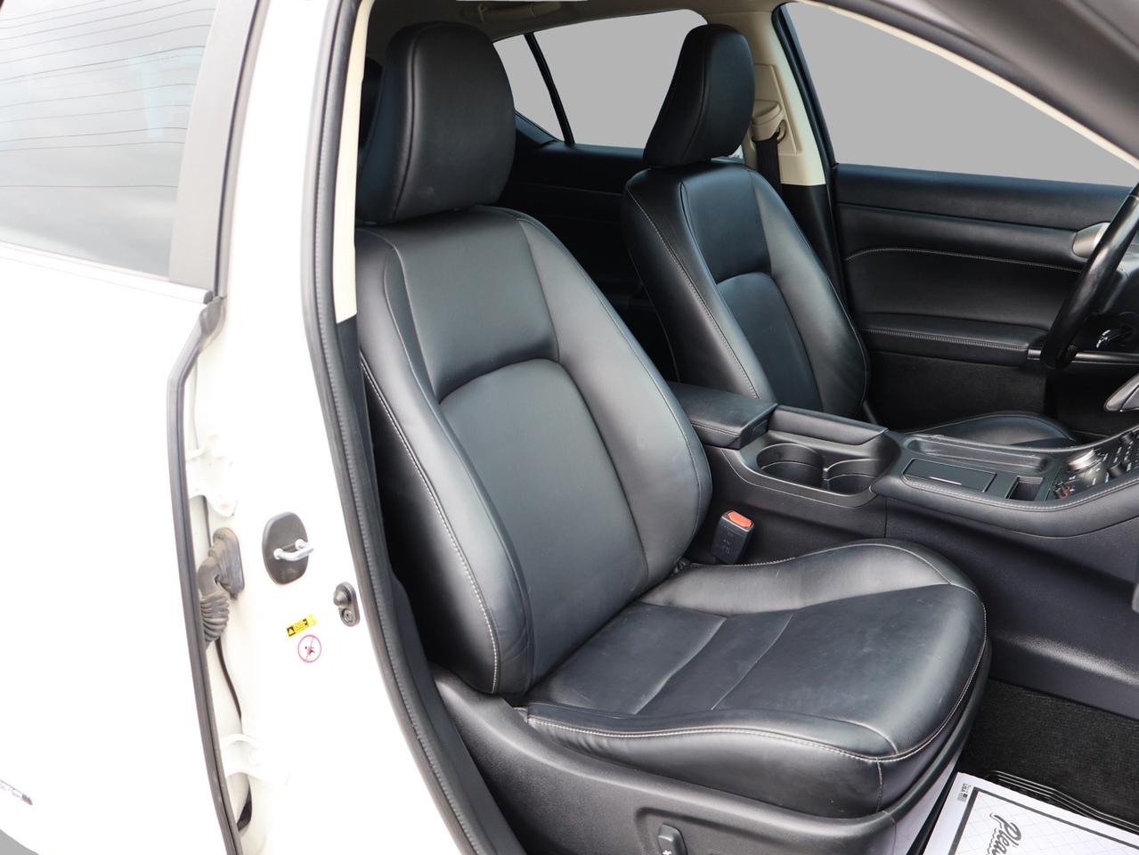 2017 Lexus CT 200h PREMIUM CERTIFIED *2nd WINTER* CAMERA BLUETOOTH LEATHER HEATED SEATS CRUISE ALLOYS Photo