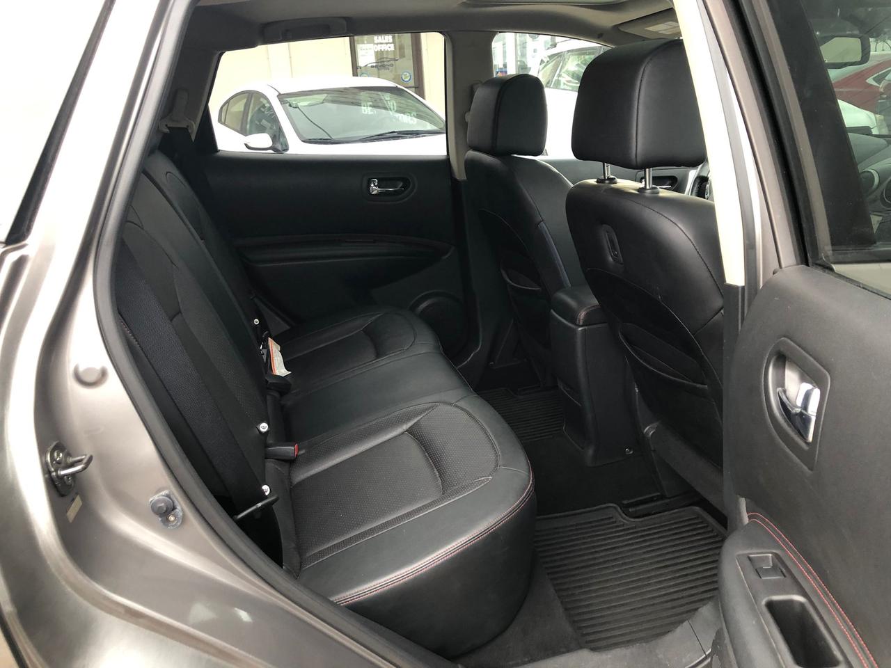 2012 Nissan Rogue AWD 4dr SL Photo