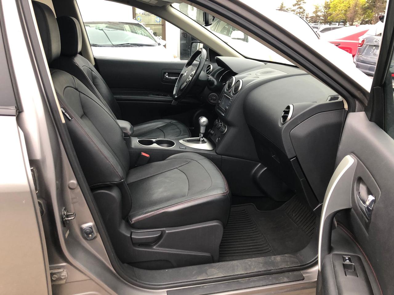 2012 Nissan Rogue AWD 4dr SL Photo
