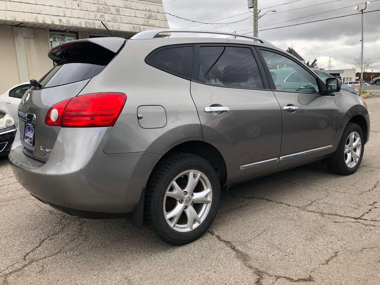 2012 Nissan Rogue AWD 4dr SL Photo