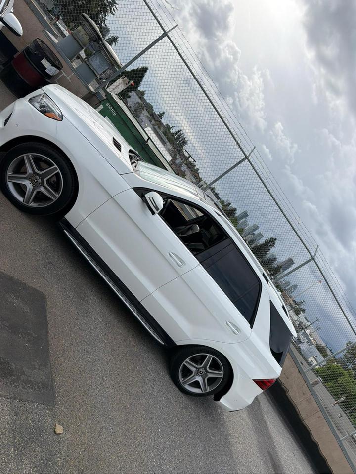 2018 Mercedes-Benz GLE GLE 400 4MATIC SUV - Photo #2