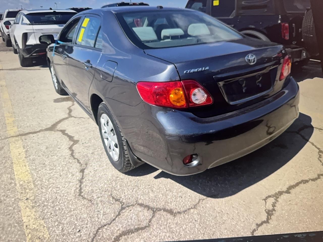 2010 Toyota Corolla CE Photo