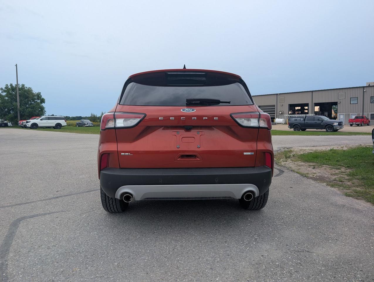 2020 Ford Escape SEL AWD Photo4