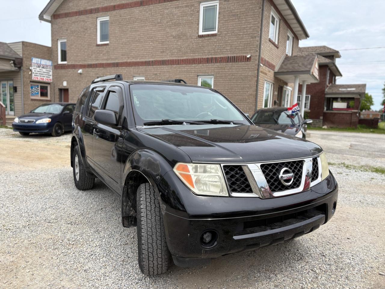 Used 2005 Nissan Pathfinder XE 4WD ~ Certified ~ 1yr Warranty for sale in Windsor, ON