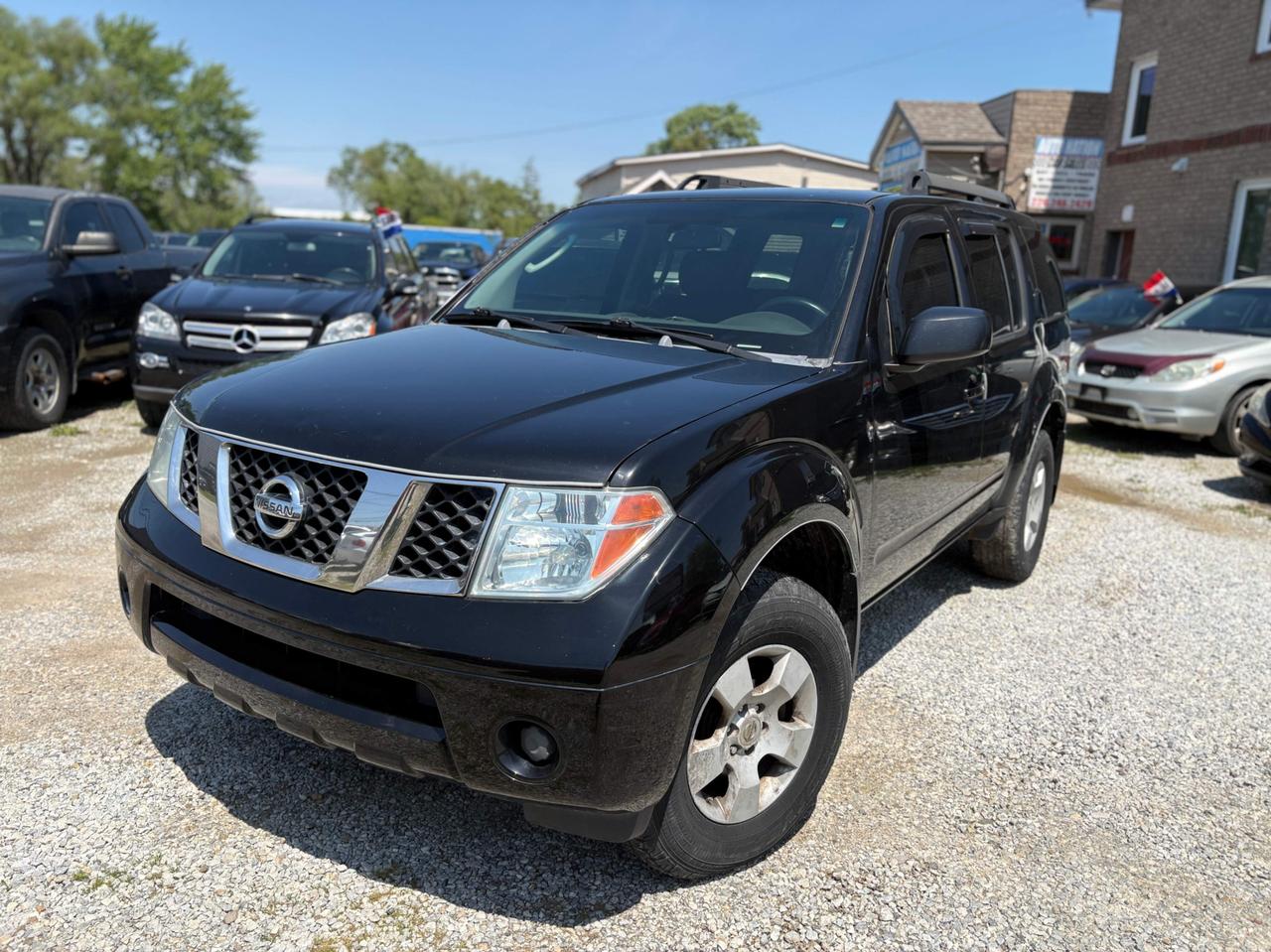 2005 Nissan Pathfinder XE 4WD ~ Certified ~ 1yr Warranty Photo