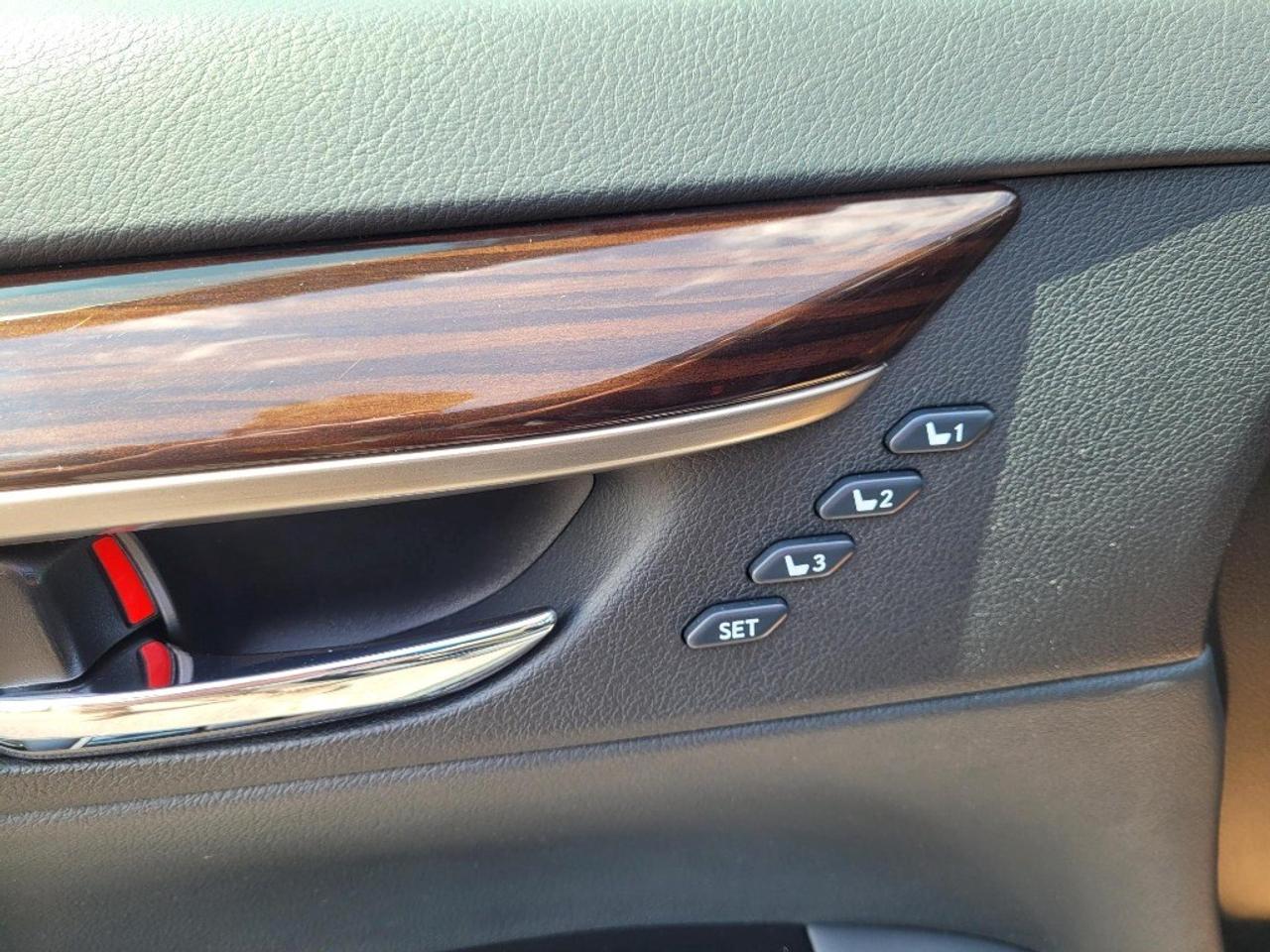 2016 Lexus ES 350 4dr Sdn Photo