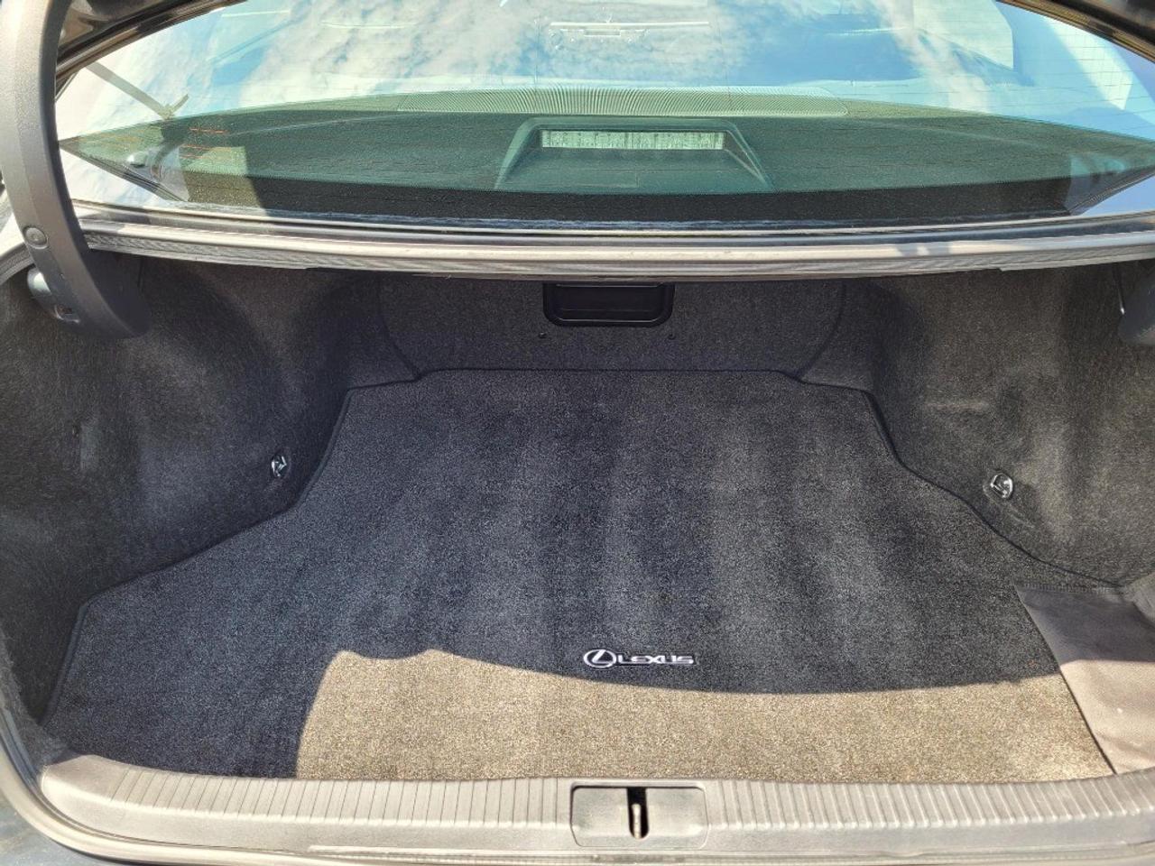 2016 Lexus ES 350 4dr Sdn Photo