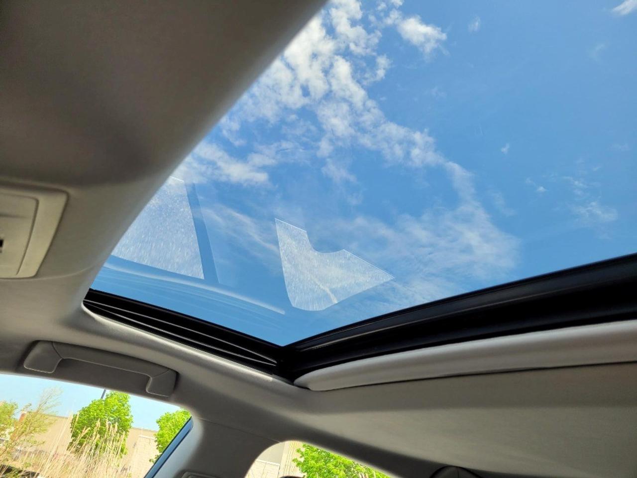 2016 Lexus ES 350 4dr Sdn Photo