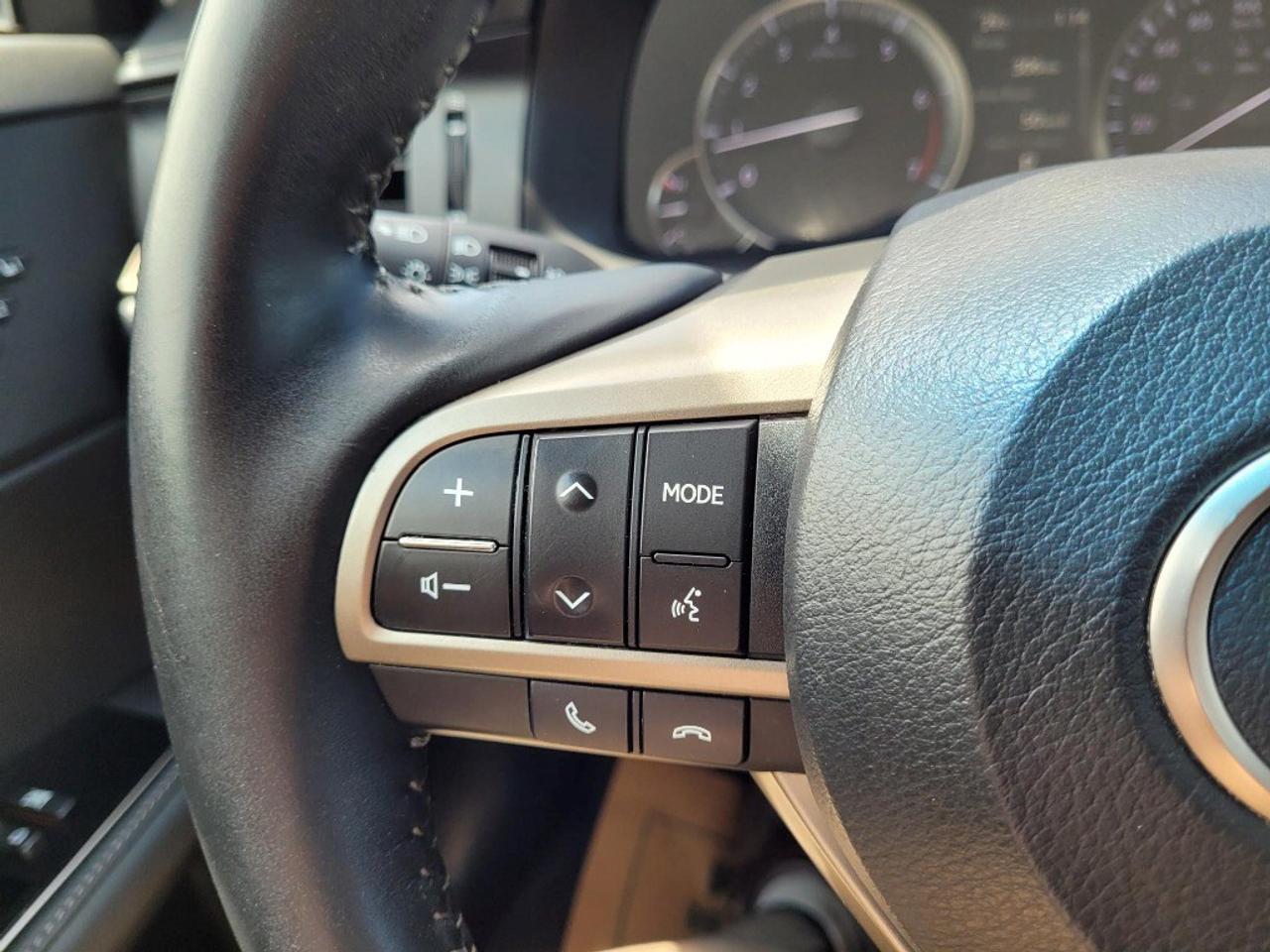 2016 Lexus ES 350 4dr Sdn Photo