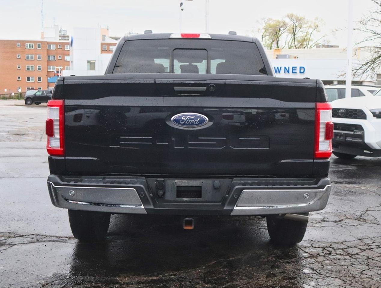 2022 Ford F-150 LARIAT | 4X4 | 5.0L  | 502A | ROOF | FX4 | B&O UNL Photo
