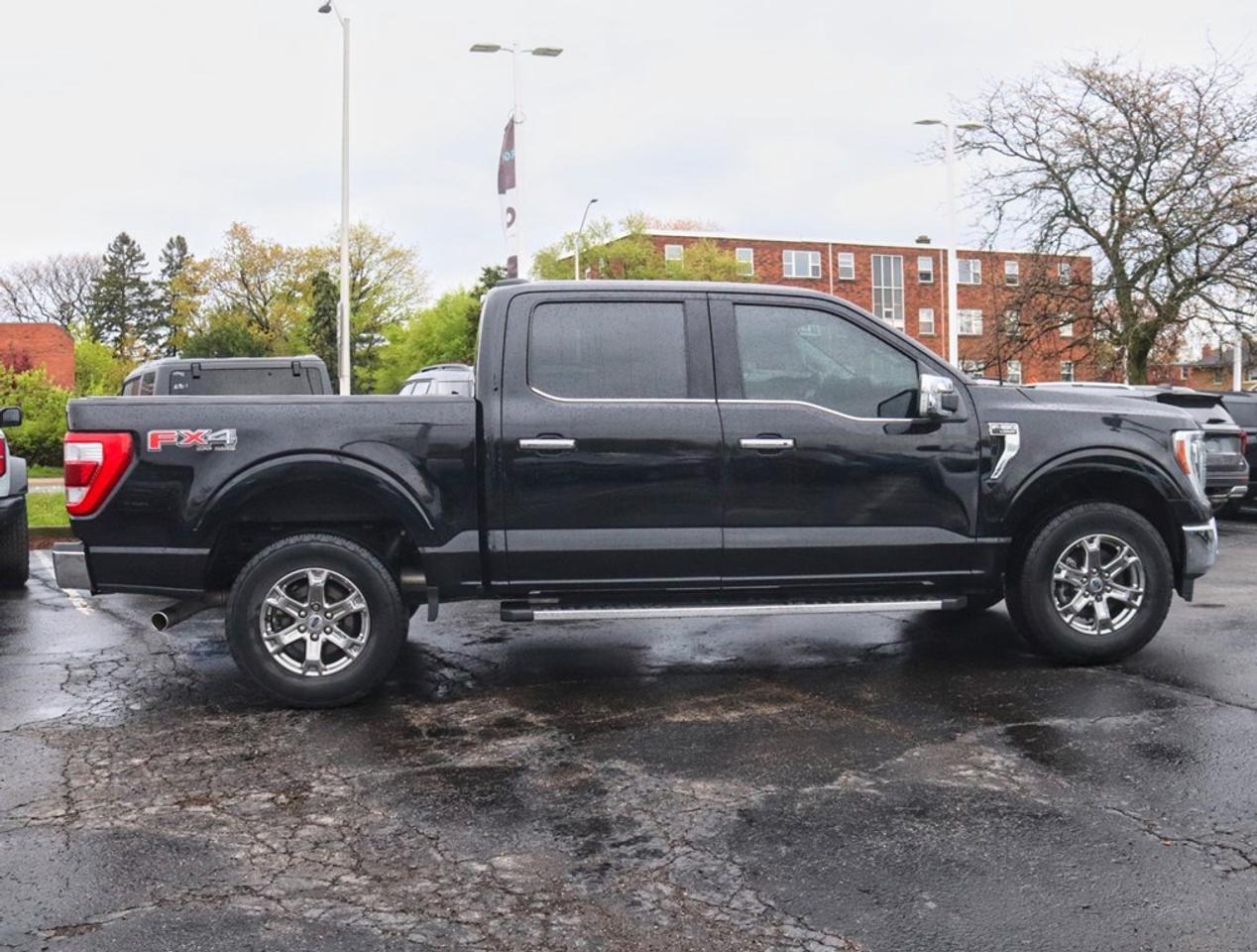 2022 Ford F-150 LARIAT | 4X4 | 5.0L  | 502A | ROOF | FX4 | B&O UNL Photo2