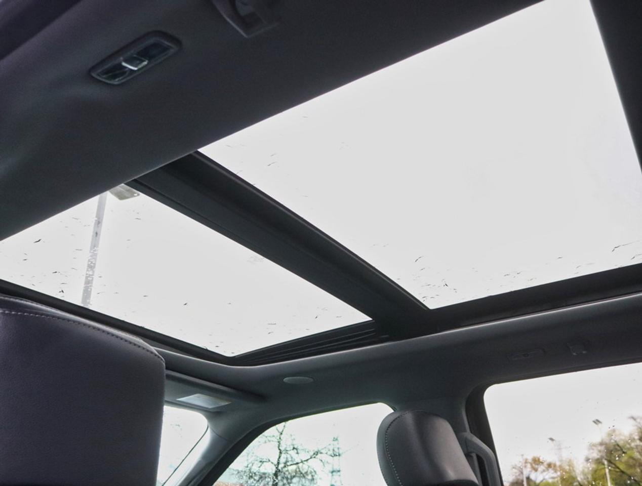 2022 Ford F-150 LARIAT | 4X4 | 5.0L  | 502A | ROOF | FX4 | B&O UNL Photo