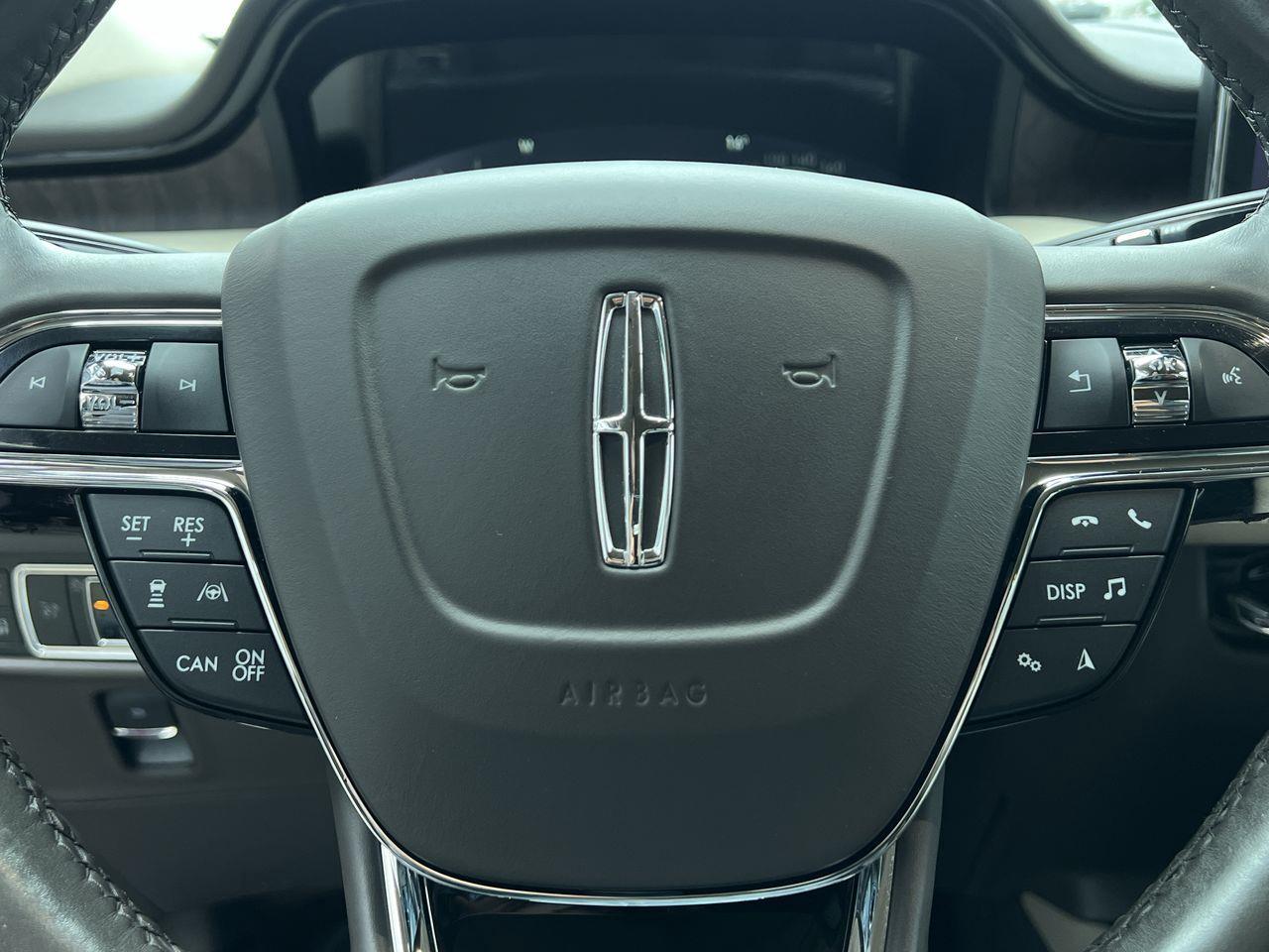 2021 Lincoln Nautilus Reserve AWD Photo