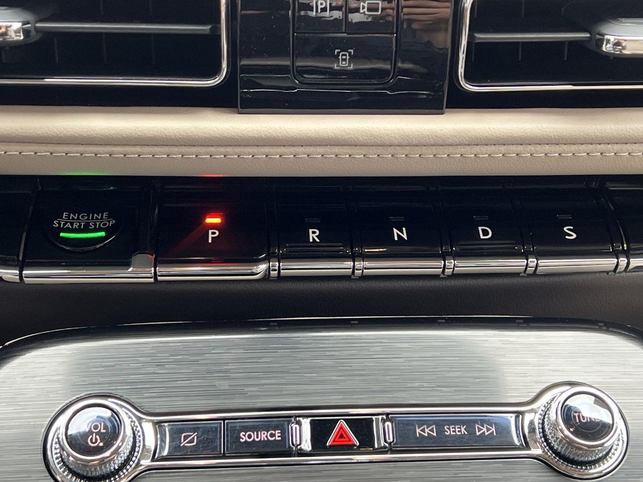 2021 Lincoln Nautilus Reserve AWD Photo