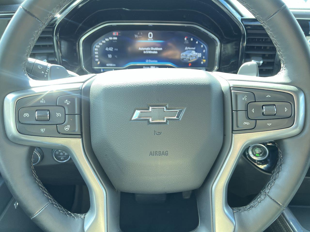 2024 Chevrolet Silverado 1500 RST 4X4, REMOTE START, HEATED FRONT SEATS, CRUISE CONTROL, SIRIUS XM, NAV, BACK UP CAM!! Photo
