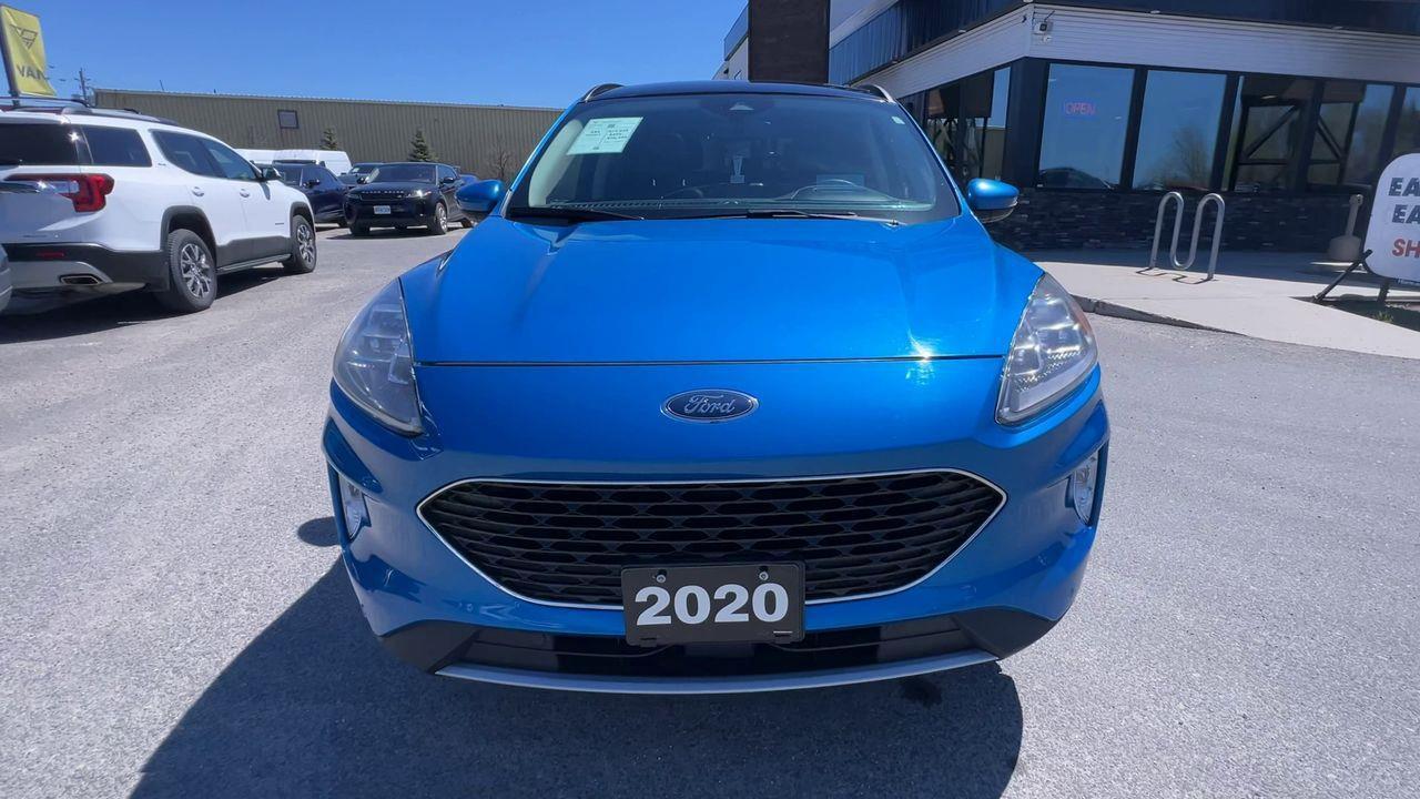 2020 Ford Escape Titanium AWD Photo