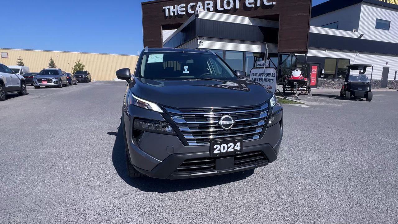 2024 Nissan Rogue SV Moonroof AWD, REMOTE START, HEATED FRONT SEATS, MOONROOF, CRUISE CONTROL, SIRIUS XM, BACK UP CAM!! Photo