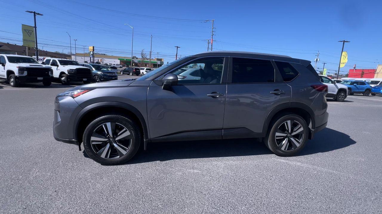 2024 Nissan Rogue SV Moonroof AWD, REMOTE START, HEATED FRONT SEATS, MOONROOF, CRUISE CONTROL, SIRIUS XM, BACK UP CAM!! Photo