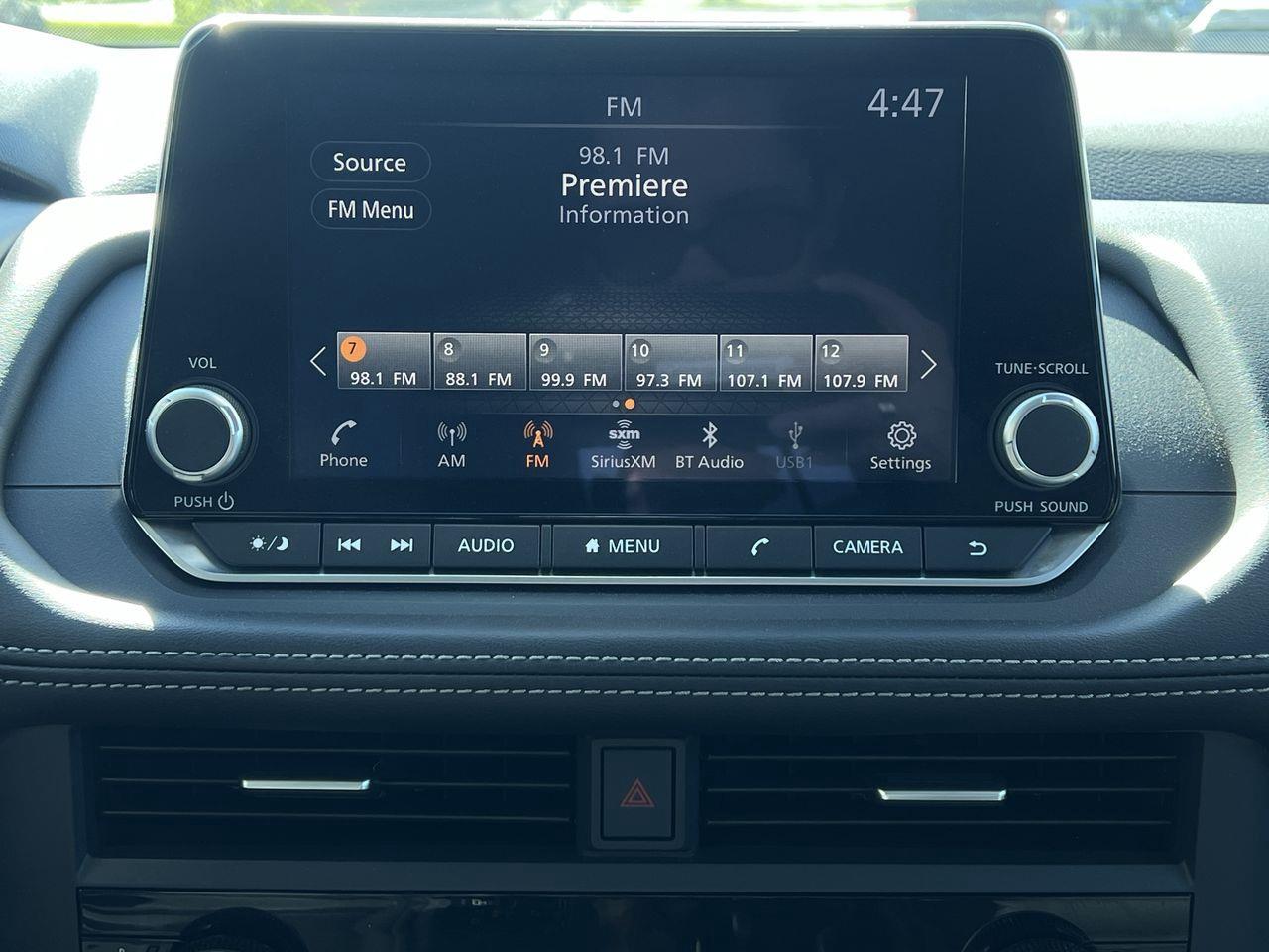 2024 Nissan Rogue SV Moonroof AWD, REMOTE START, HEATED FRONT SEATS, MOONROOF, CRUISE CONTROL, SIRIUS XM, BACK UP CAM!! Photo