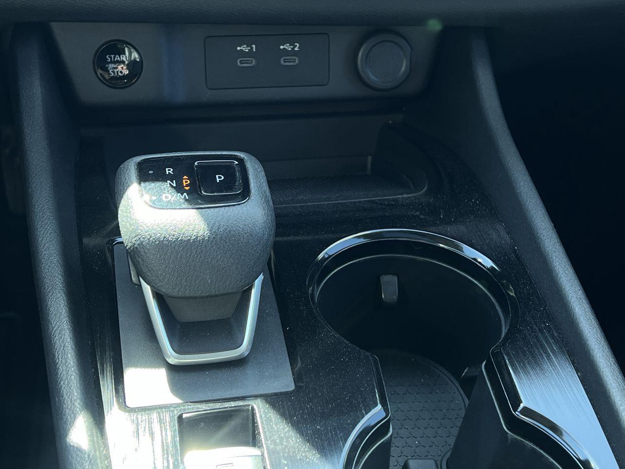 2024 Nissan Rogue SV Moonroof AWD, REMOTE START, HEATED FRONT SEATS, MOONROOF, CRUISE CONTROL, SIRIUS XM, BACK UP CAM!! Photo