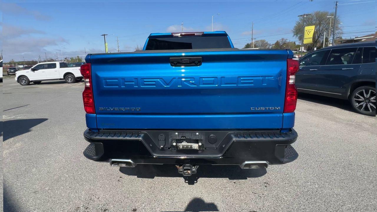 2024 Chevrolet Silverado 1500 Custom Trail Boss 4X4, REMOTE START, CRUISE CONTROL, SIRIUS XM, BACK UP CAM!! Photo