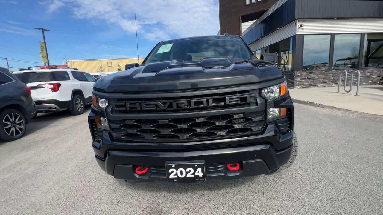 2024 Chevrolet Silverado 1500 Custom Trail Boss 4X4, CRUISE CONTROL, SIRIUS XM, BACK UP CAM!! Photo2