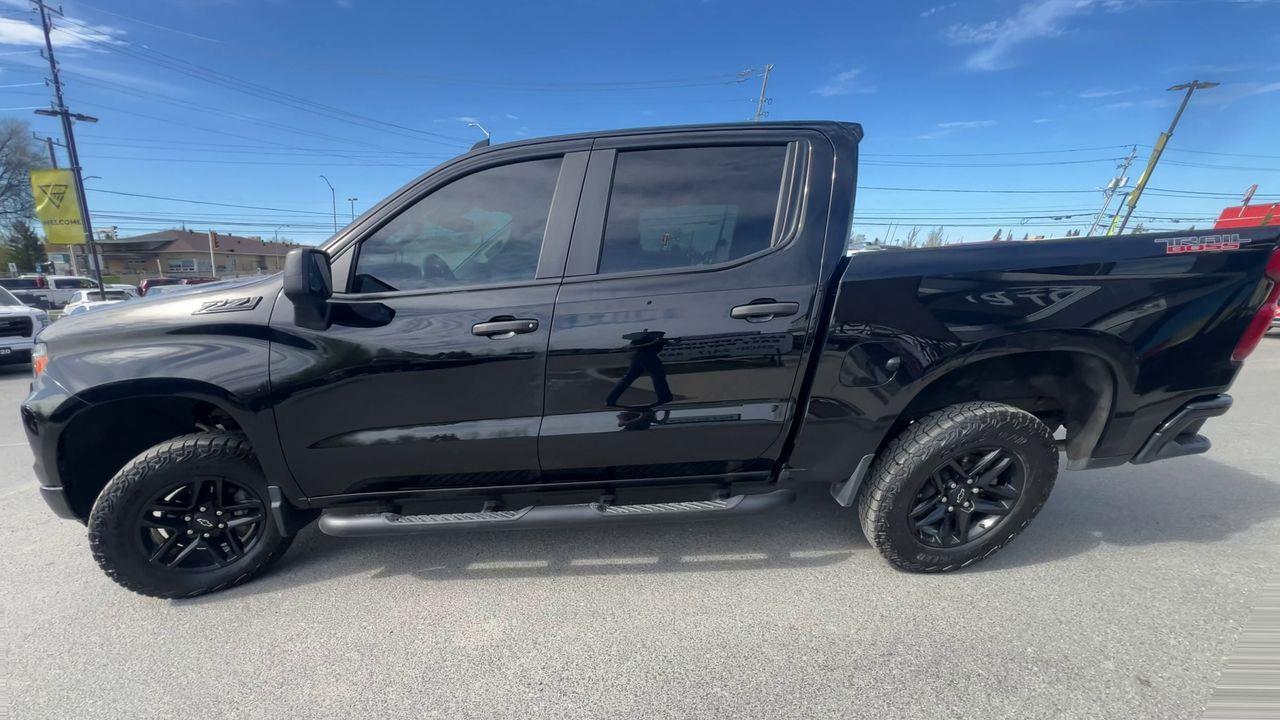 2024 Chevrolet Silverado 1500 Custom Trail Boss 4X4, CRUISE CONTROL, SIRIUS XM, BACK UP CAM!! Photo4