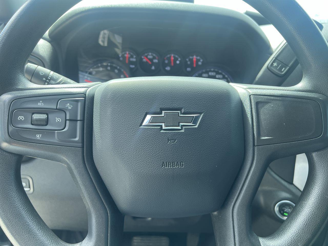 2024 Chevrolet Silverado 1500 Custom Trail Boss 4X4, CRUISE CONTROL, SIRIUS XM, BACK UP CAM!! Photo
