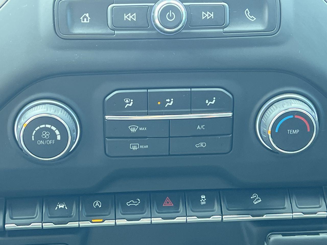 2024 Chevrolet Silverado 1500 Custom Trail Boss 4X4, CRUISE CONTROL, SIRIUS XM, BACK UP CAM!! Photo